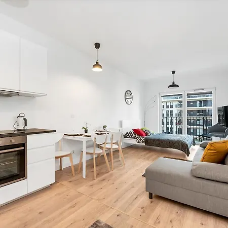 Apartment Luxury In -2-bright-secure&freeparking
