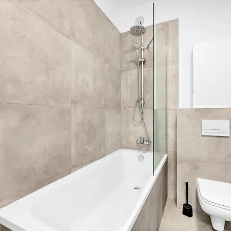 Luxury In -2-bright-secure&freeparking